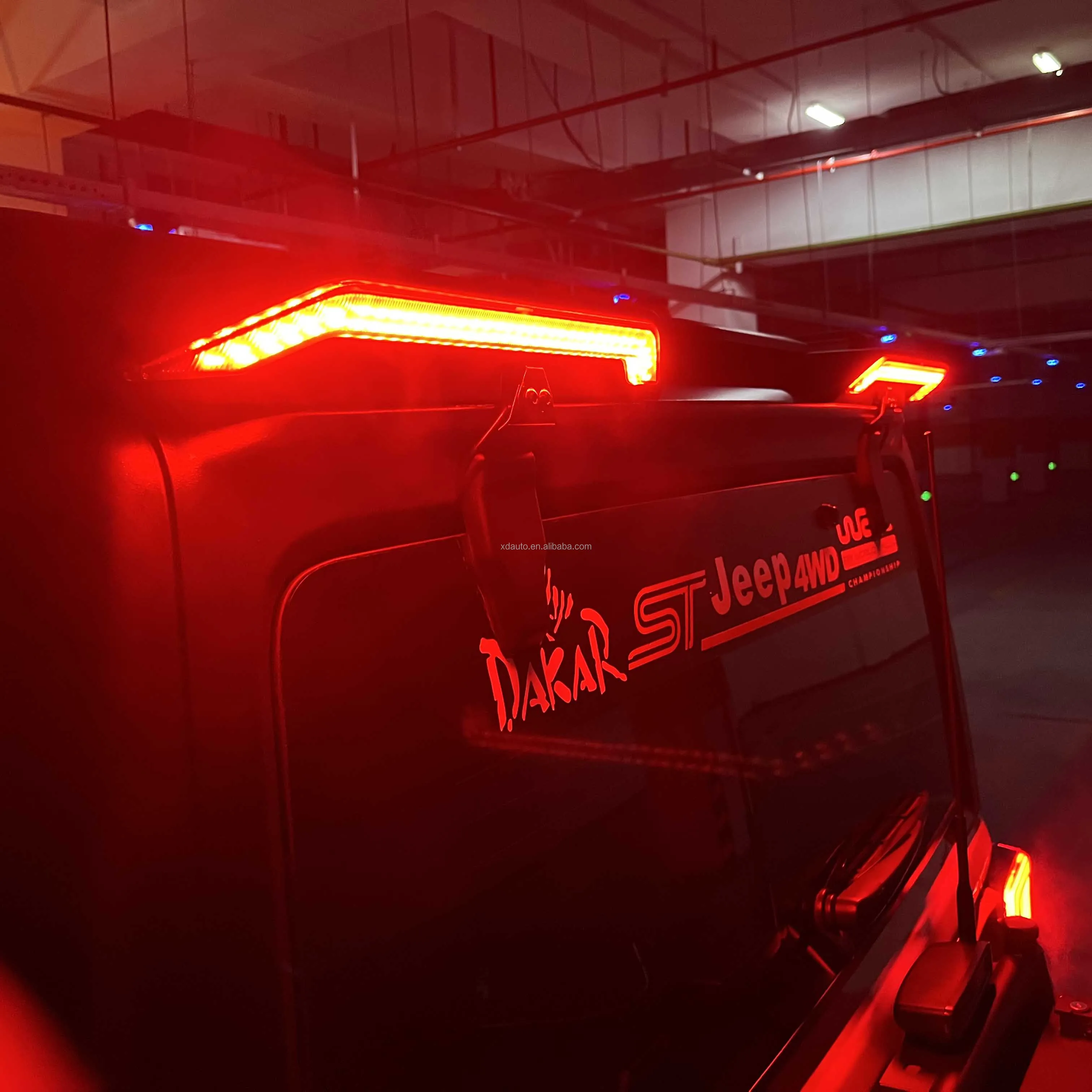 Rear boot LED spoiler suitable for Wrangler JL 2018 2019 2020 2021 2022