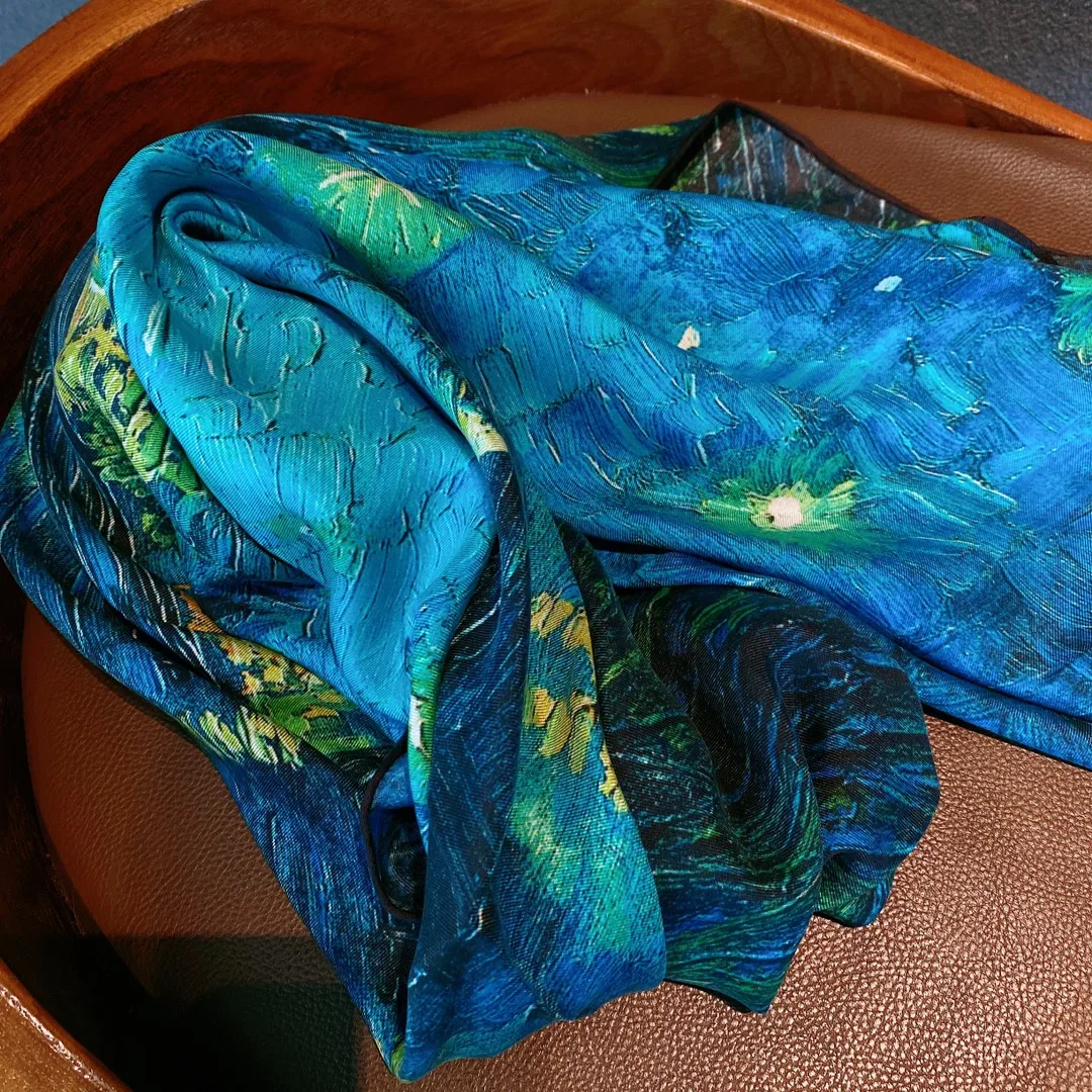 12 Mmi 110*110cm Twill Custom Digital Elegant And Advanced Printing Silk Printing Scarves