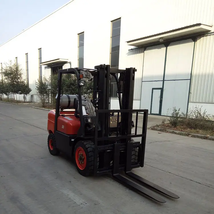 CPQYD30 3Ton Liquefied Petroleum Gas Forklift Equipped With Nissan Engine And Side Moving Solid Tires