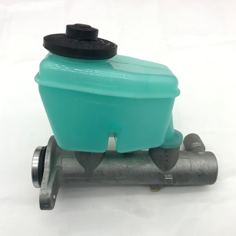 Главный тормозной цилиндр KOMP 47201-60530 47201-3D390 для пикапа Toyota Hilux