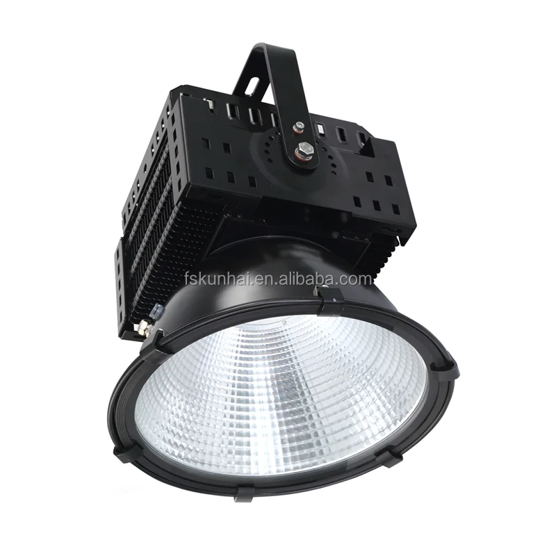 Прямая продажа с фабрики ac100-277V IP65 открытый ребристая алюминиевая квадртная лампа освещения LED башня подвесной светильник прожектор KH-MLE-42