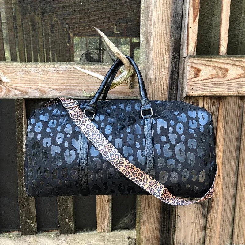 New design carry on weekender bag black glossy leopard print large PU handle shoulder strap weekend duffle travel luggage bags