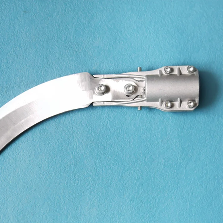 Classic Style Hollow Grind Clip Point Blade Ratchet Pull Ring Lock Rubberwood Handle Palm Knife for Comping