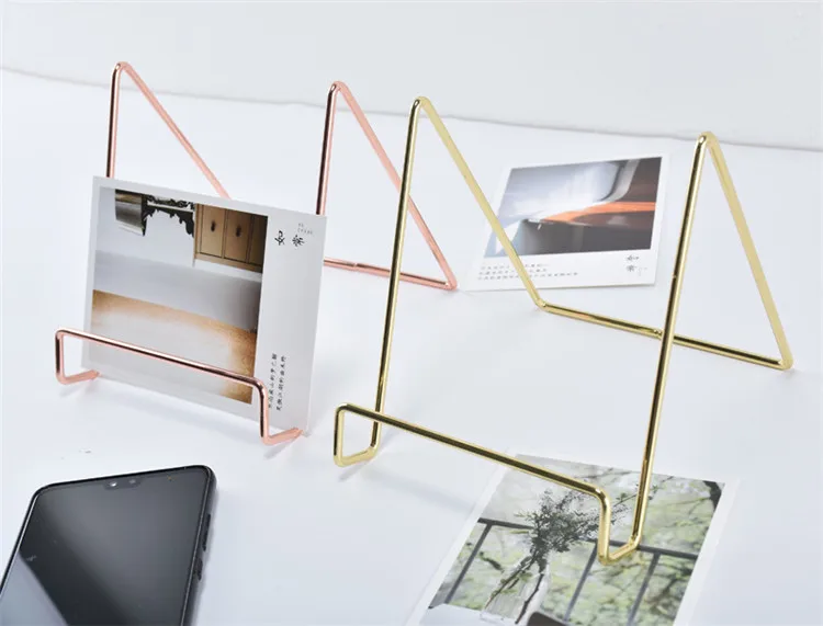 Golden Desktop Display Metal Wire Iron Card Holder Picture Holder Phone Plate Stand for Cookbooks Magazine Greeting Card Display