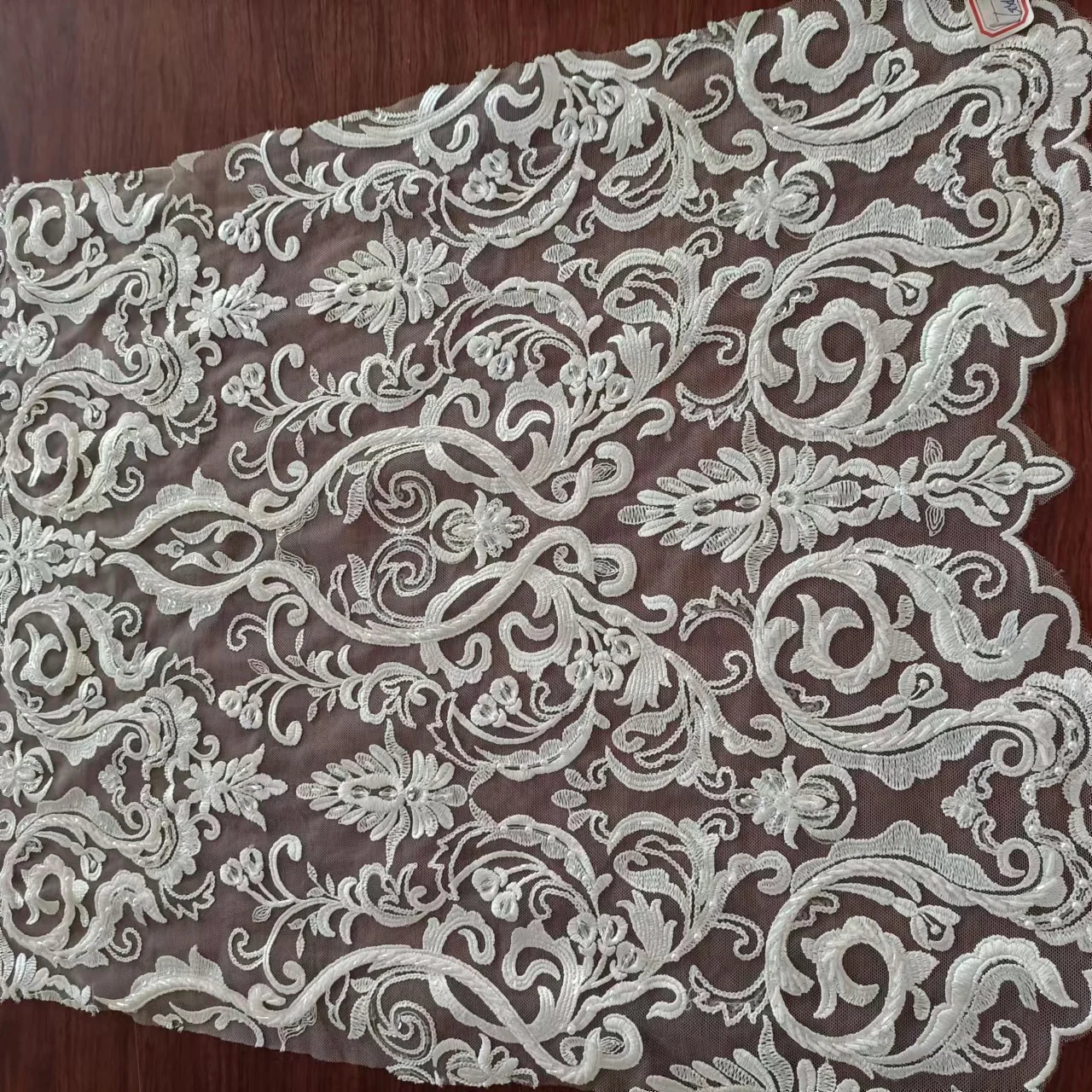 The most popular white sequined crystal sequined lace fabric bead lace, bridal gown evening dress