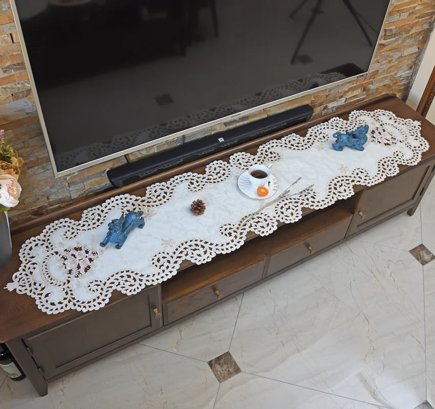 Lufu High quality polyester embroidered christmas table runner french home decor Table Runner with lace edge chemin de table