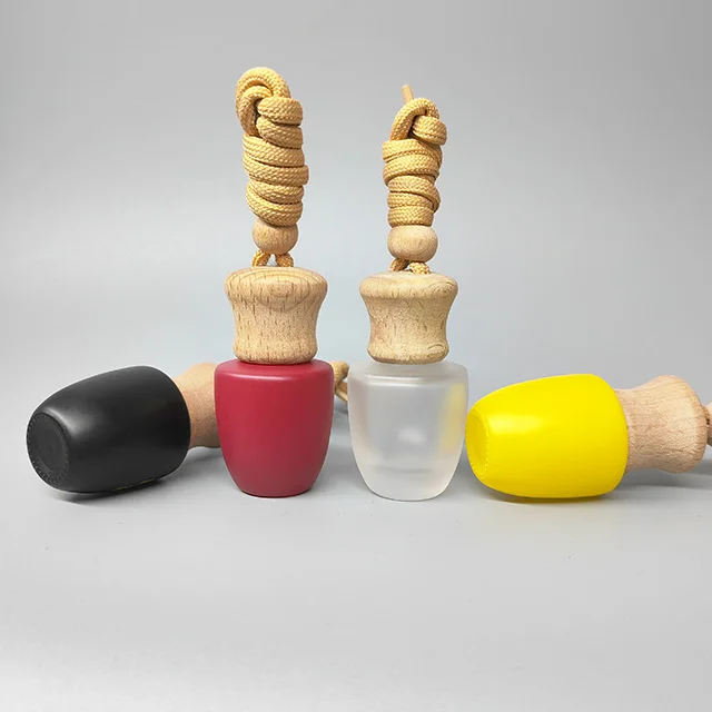 Stylish Frosted Black Glass Aroma Colored Hanging Rope Car Diffuser Bottle Mini Fragrance Oil Perfume Bottle