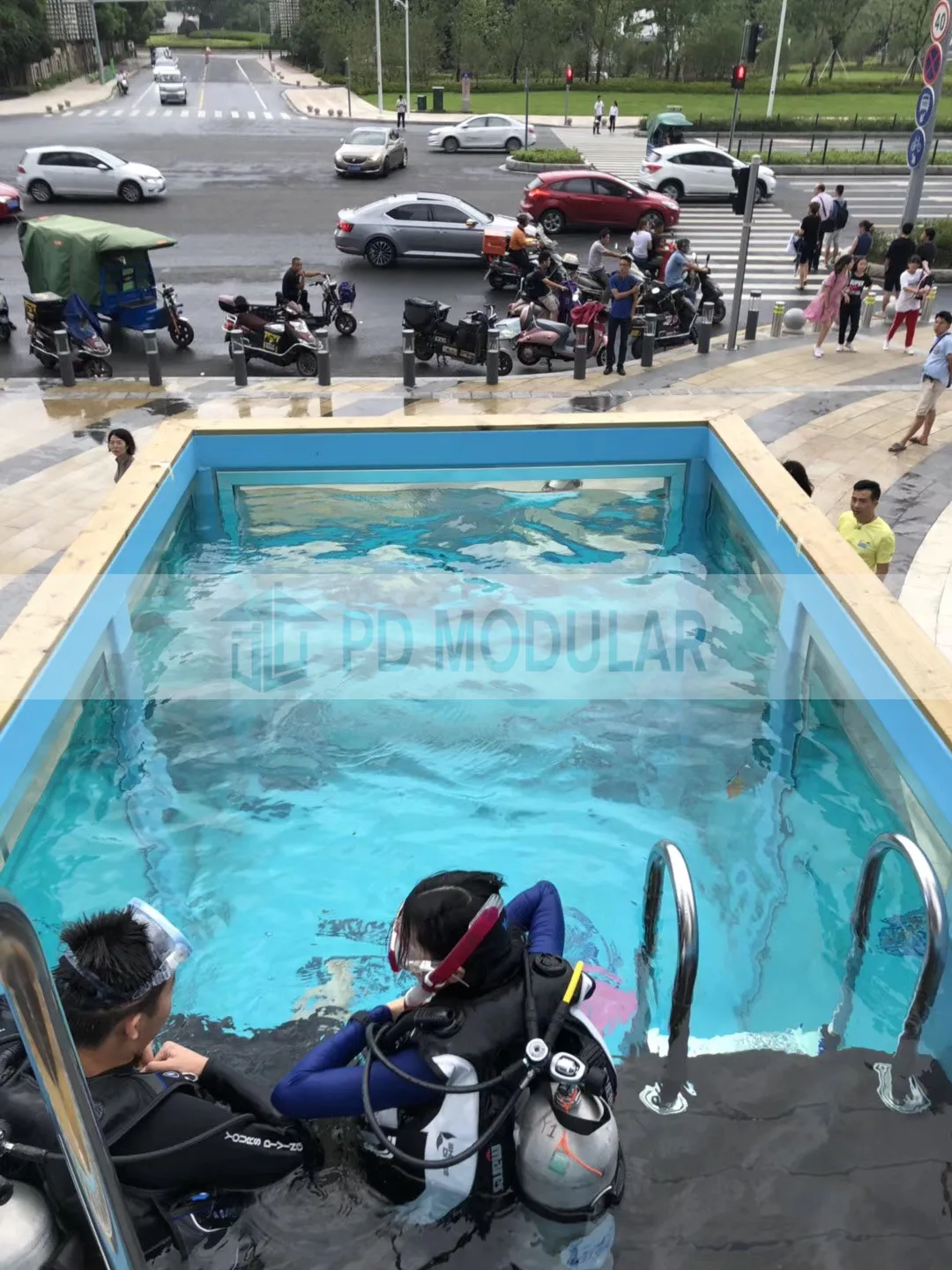 Prefab mobile steel ready made blue piscine outdoor