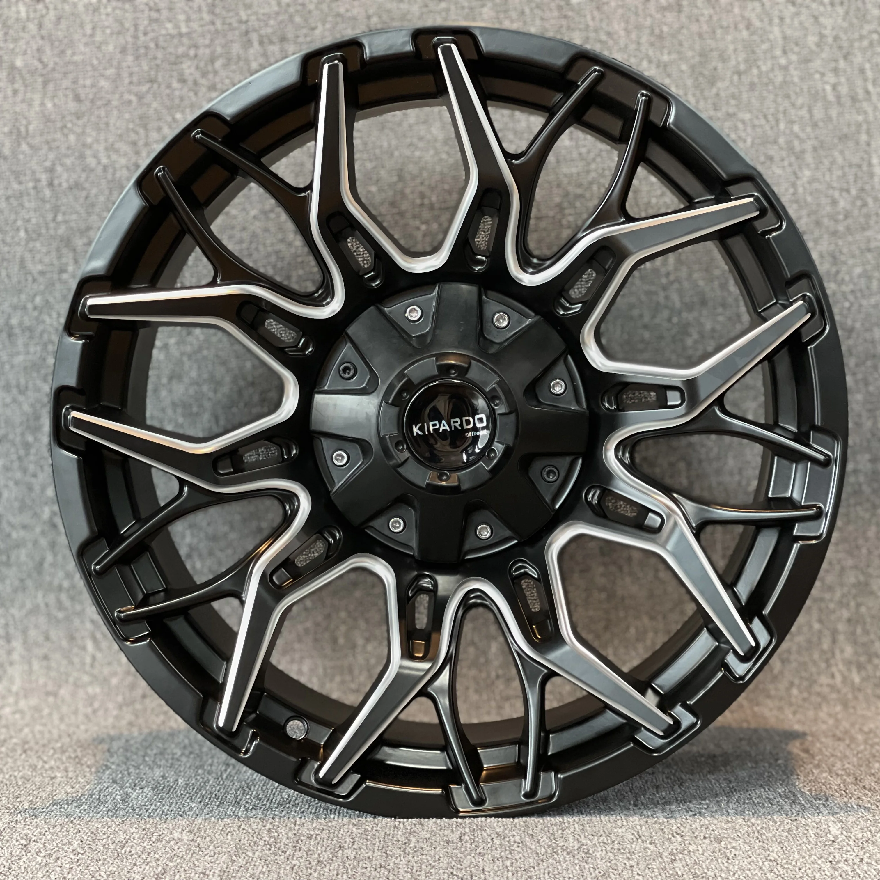 KIPARDO off-road wheel truck rim available sizes 17*8 and 18*9 ,PCD 5*114.3 to 6*139.7