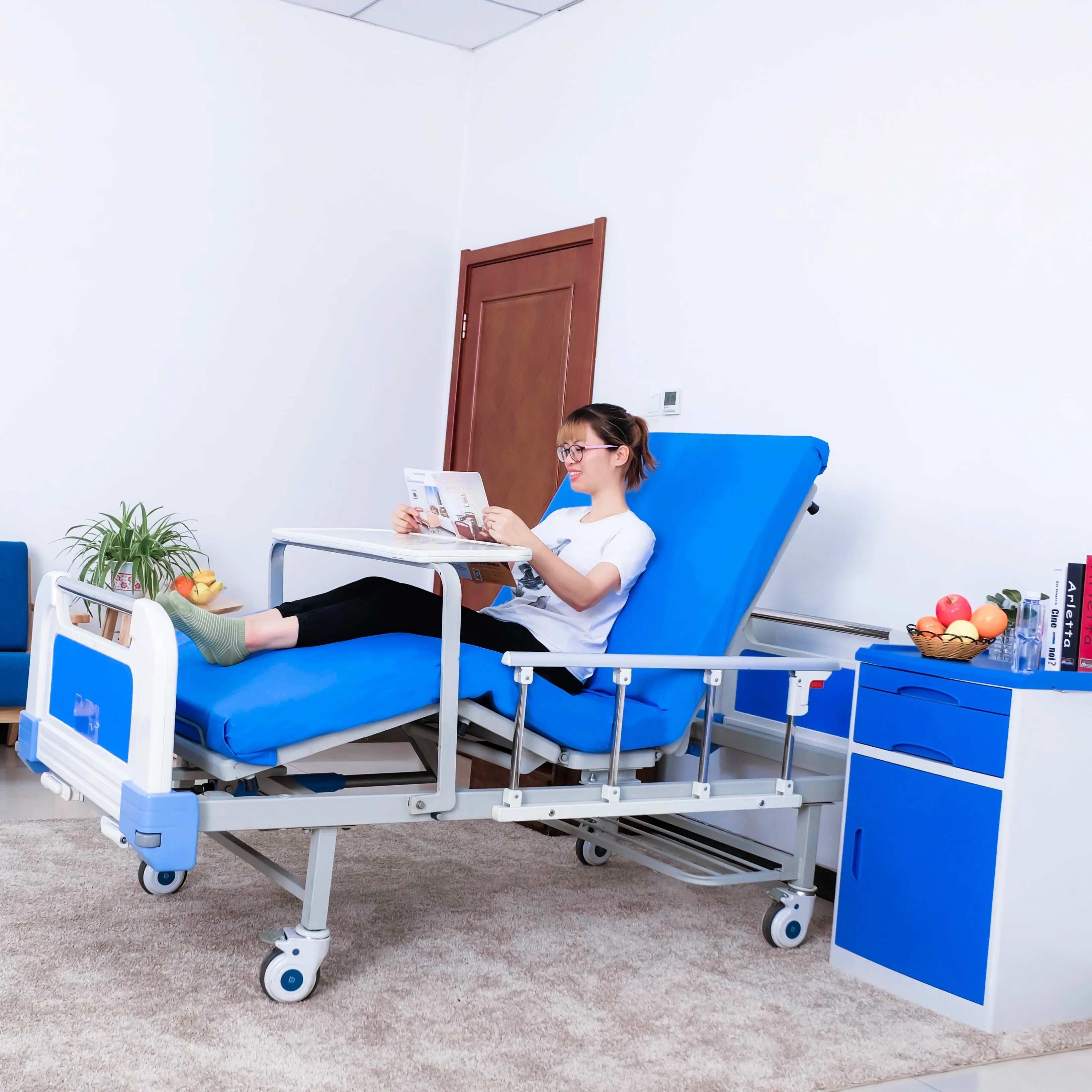 
High Quality 2 Functions 2 Crank Manual Medical Hospital Nursing Bed For Patient 