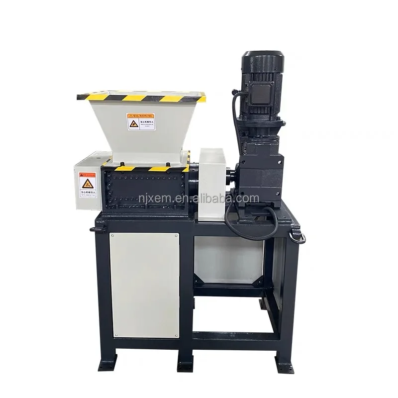 Factory direct sales double shaft small shredder machine for wood