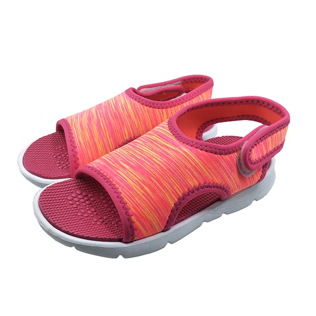 Летние новые детские мягкие Нескользящие Дышащие Регулируемые пляжные Тапочки