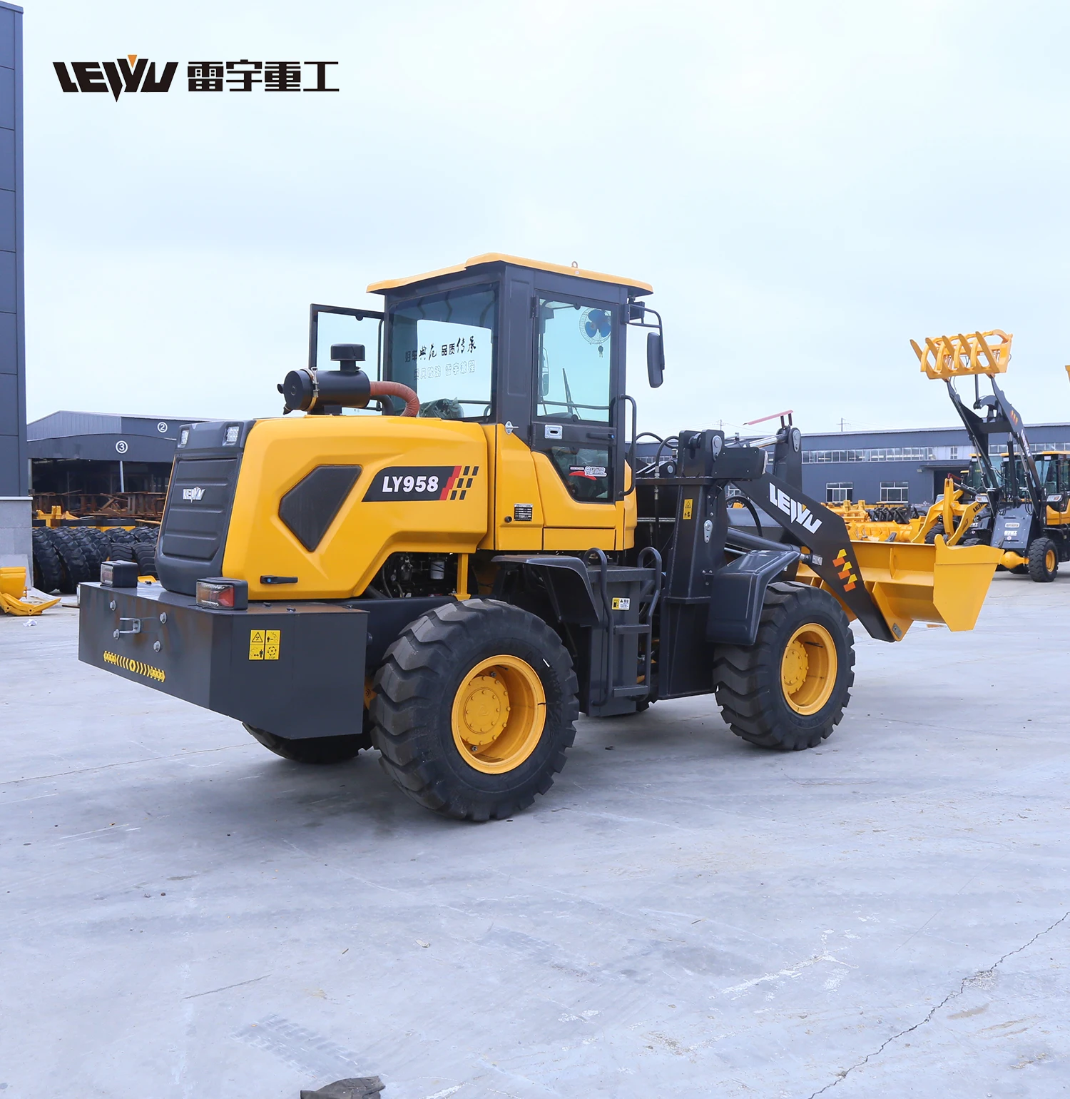 4500 кг 4.5Ton колесный погрузчик имеет запас