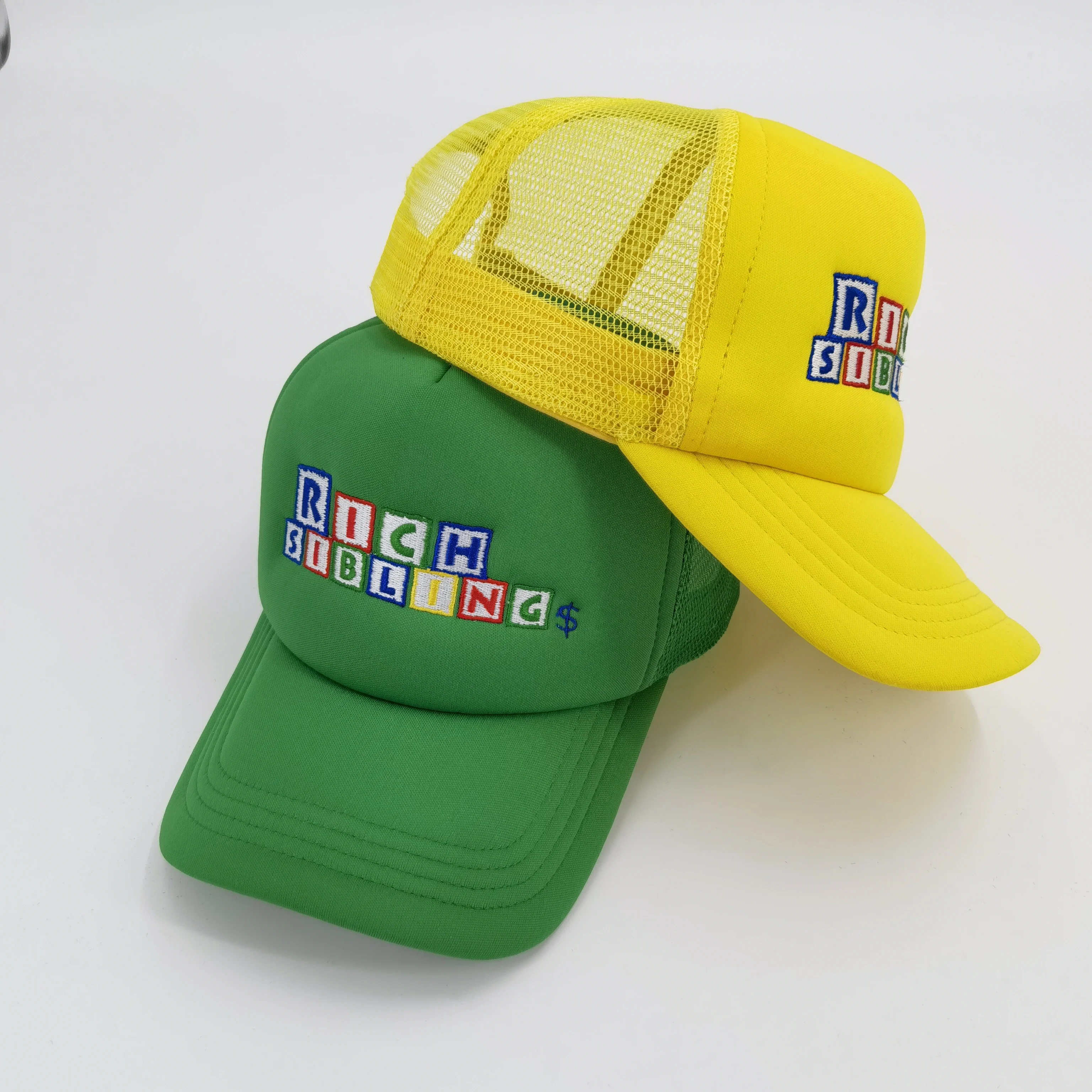 high quality embroidery custom trucker hat printed logo sports trucker hat 3D foam printing five-piece mesh foam trucker cap