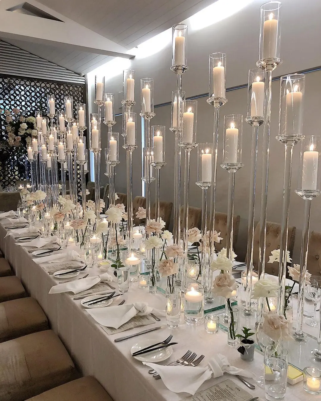 MH-TZ0572 Wholesale 8  arms long stemmed modern glass tube vase crystal candle holders wedding table centerpieces candelabra