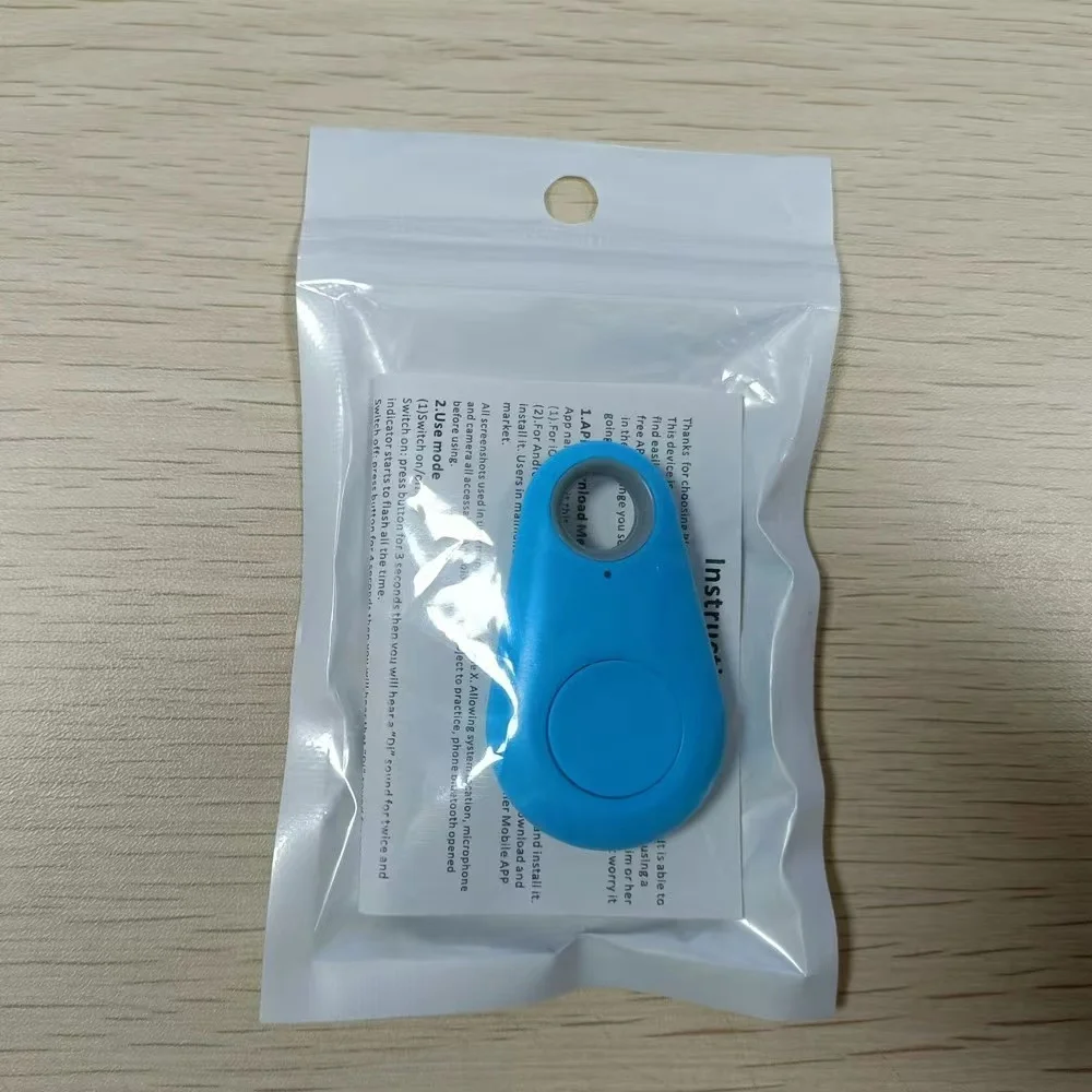 2023 fashionable pet products wholesale pet trackers GPS trackers for dogs  cats rabbits