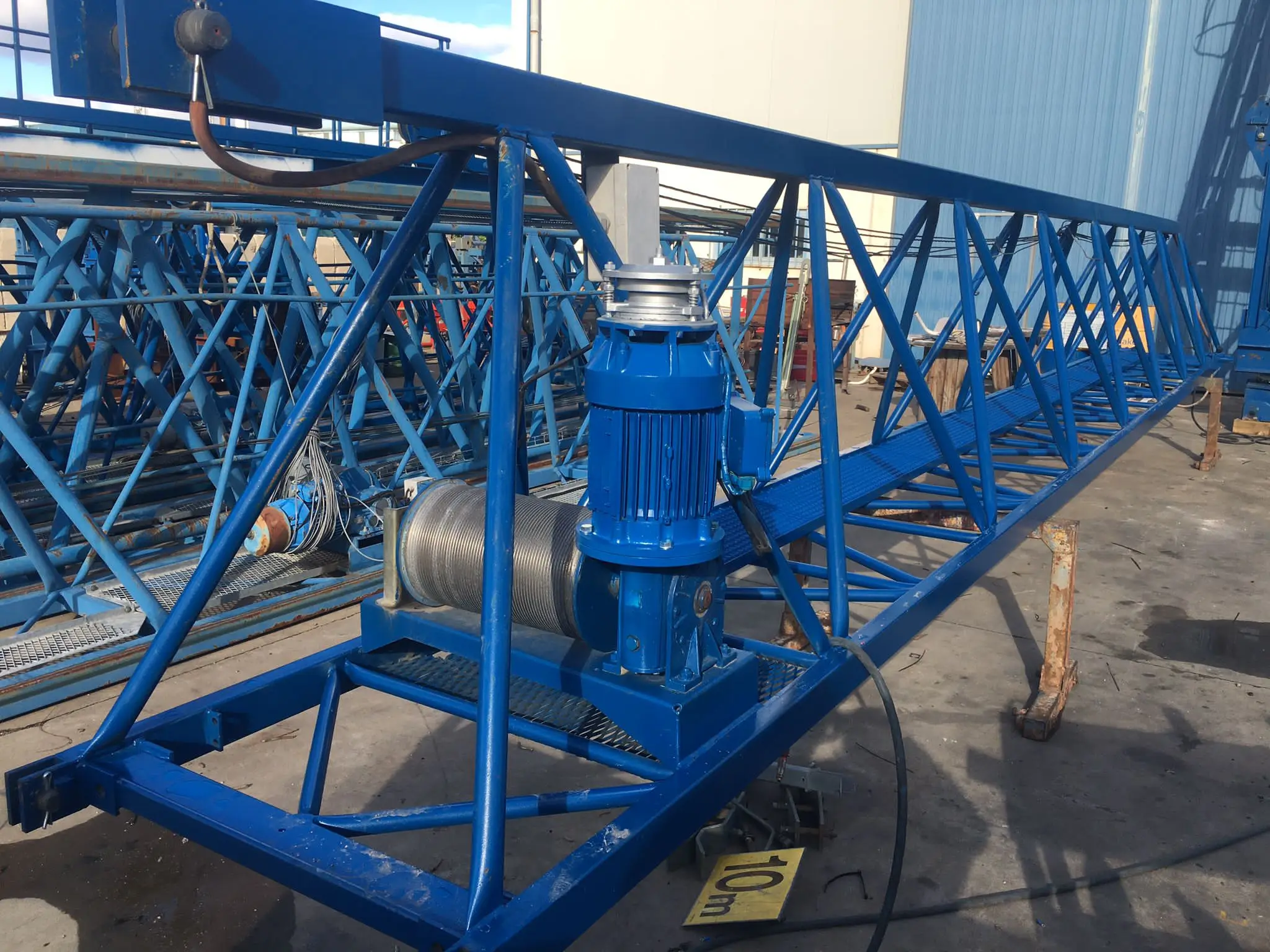 Hot Selling Used Tower Crane For Sale Comansa NT 45100  European 5 Tonne Scaffold Scaffolding Construction Machinery For Export