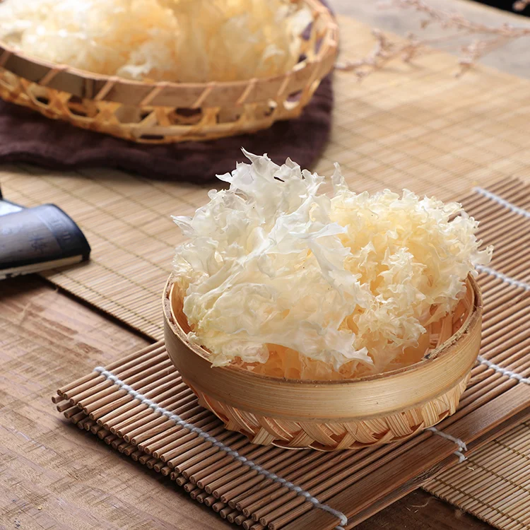 Оптовая продажа 100% натуральный сушеный гриб Tremella Fuciformis для выращивания снега тремелла Серебряный грибок ушей белый