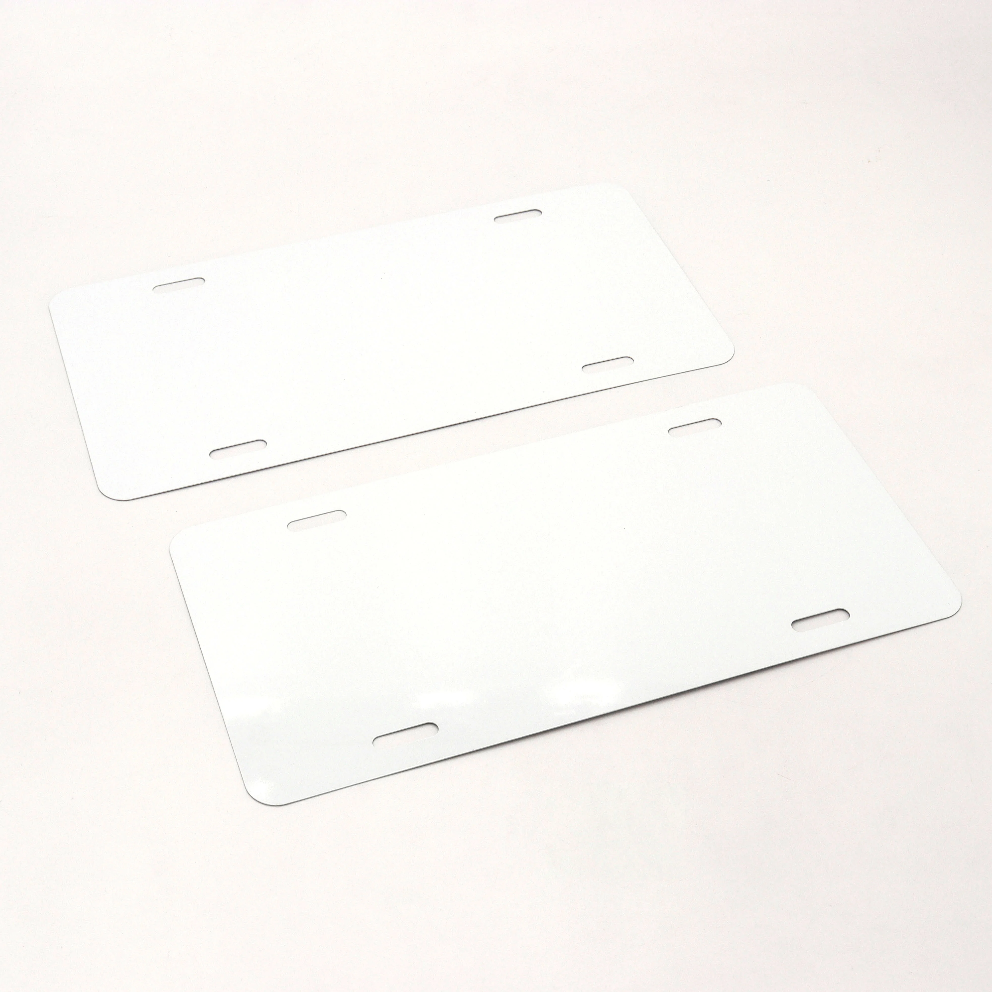 Wholesale Custom Antique Aluminum License Plate Embossed Logo Car Number Plate with Offset Printing Painted Technique