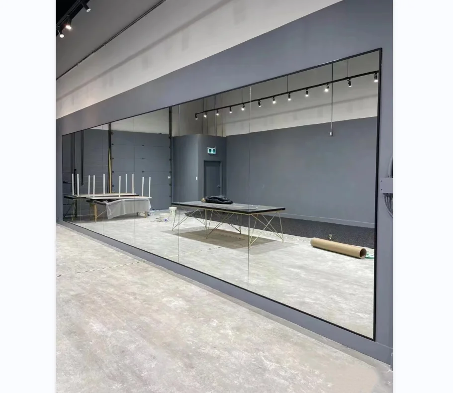 Factory price 1mm 3mm 6mm Antique Silver bronze decorative one-way Mirror Glass Reflective Glass Mirror for buildings decoration