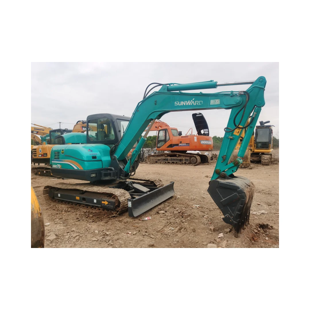 used hydraulic crawler excavator Sunward SWE70E high quality good condition low price for sale