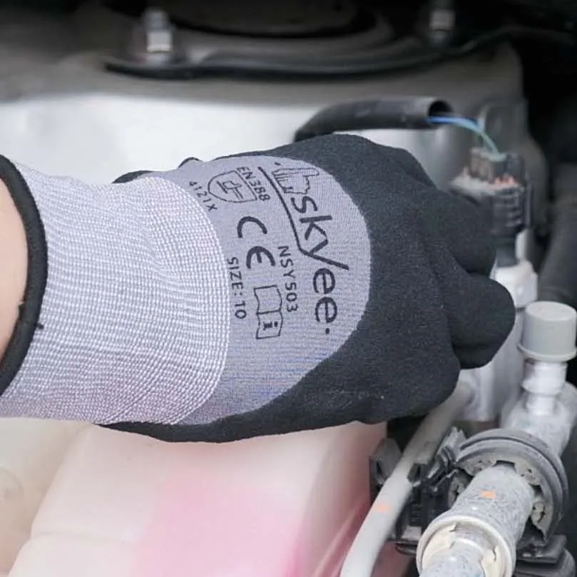 SKYEE customized oil resistant full nitrile coated waterproof work gloves safety nylon nitrile dipped gloves for manufact