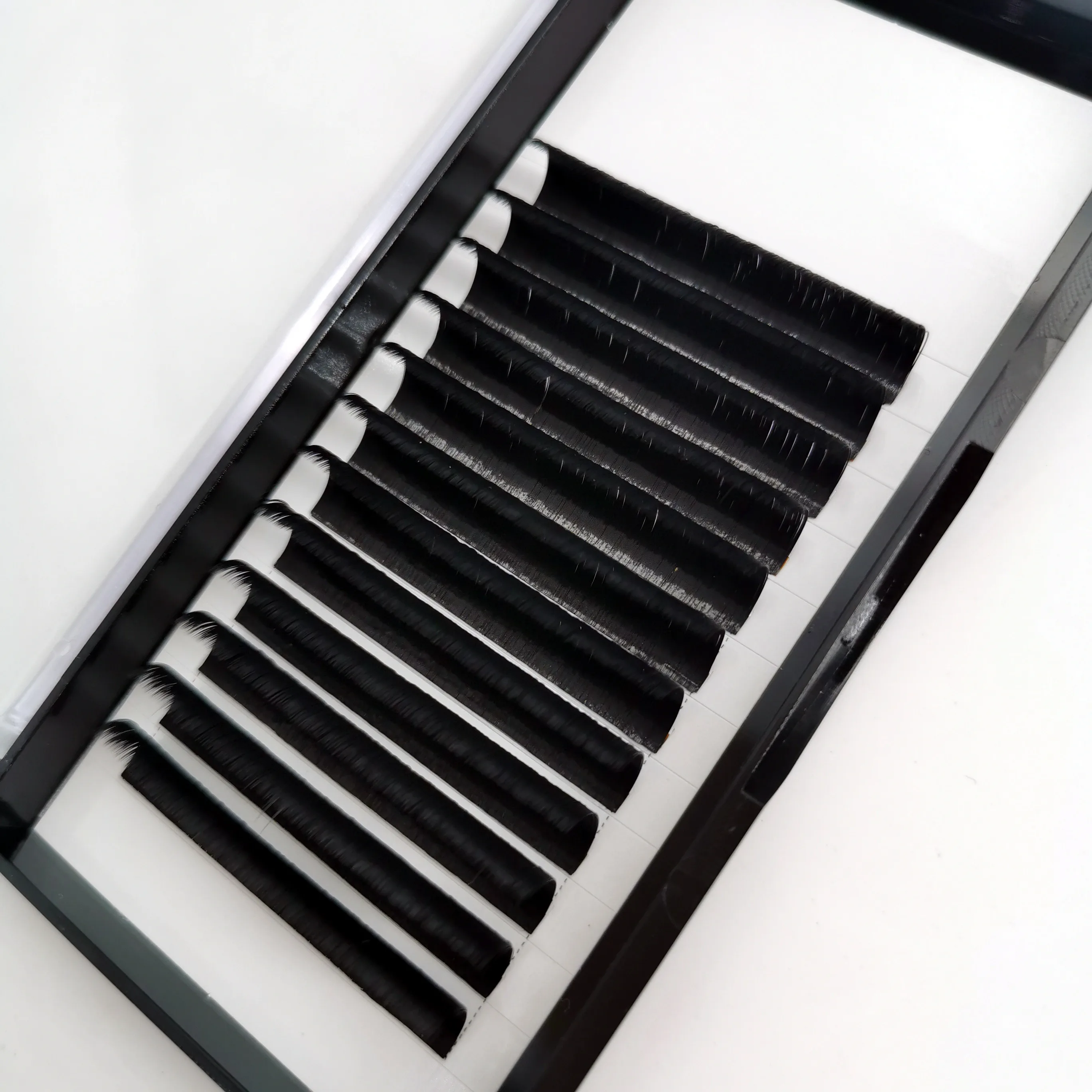 Soft eyelashes private label wholesale mink lashes  individual eyelash extensions tray eyelashes