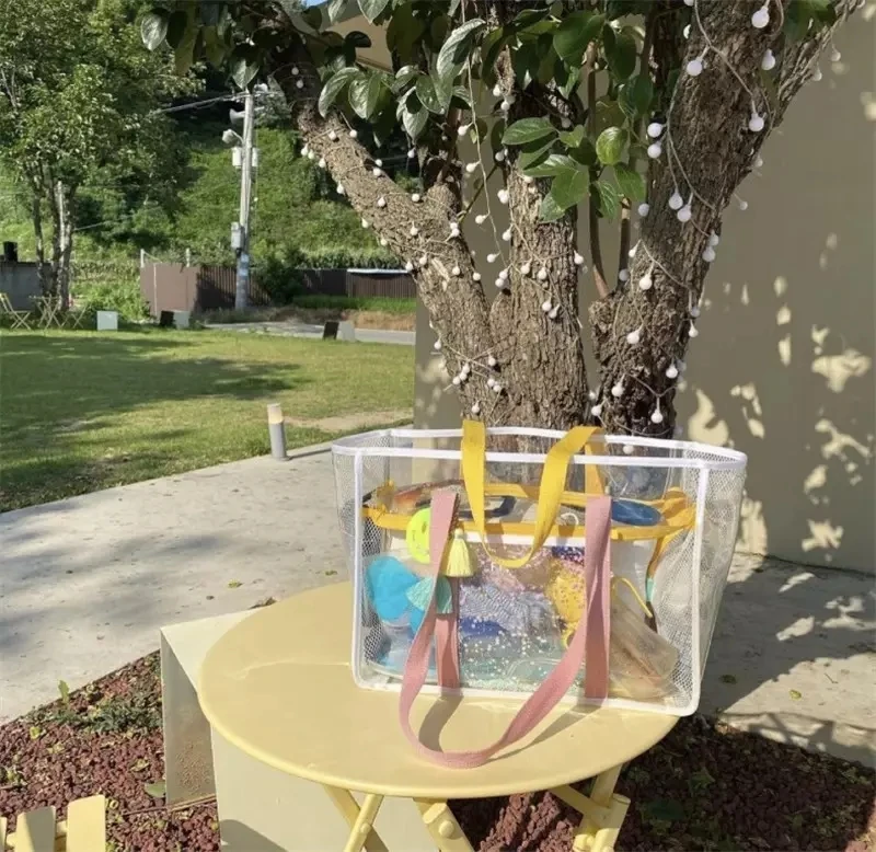 Hot Selling Summer Large Capacity Women Clear Handbags Pvc Jelly Bags, Transparent Beach Tote Bag With Rivets Crossbody Bag