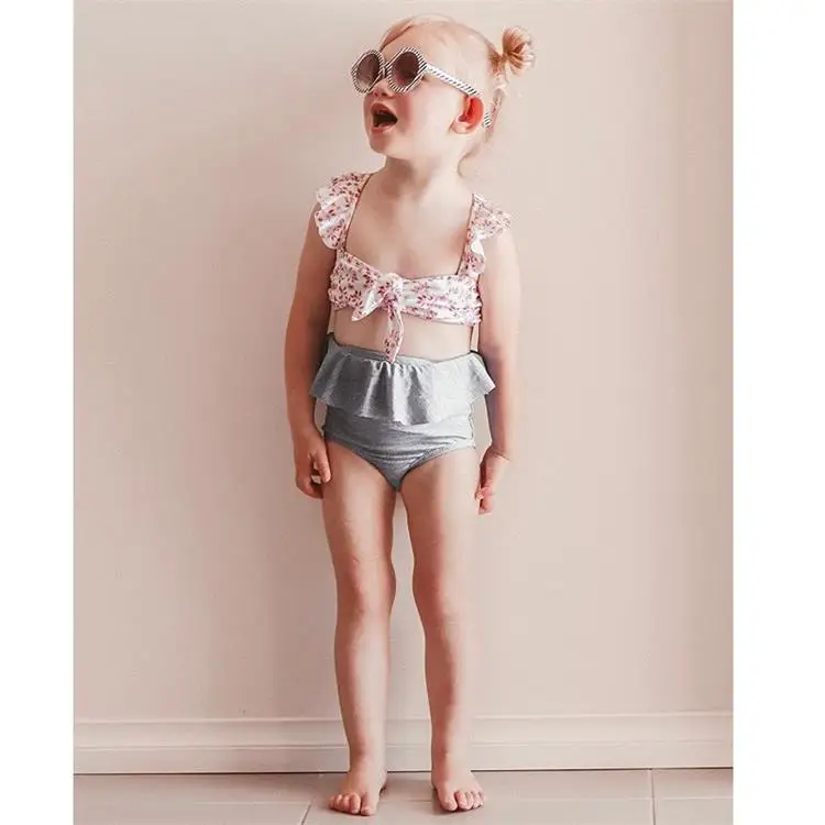 Pretty cute tiny girls leaves printed kids fashionable swimwear child swim suit wear for children
