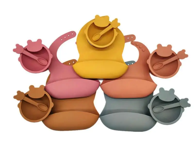 BPA Free Waterproof Silicone Baby Bib Silicone Suction Bowl with Spoon Baby Silicone Wholesale Feeding Supply Rubber Dinner Set