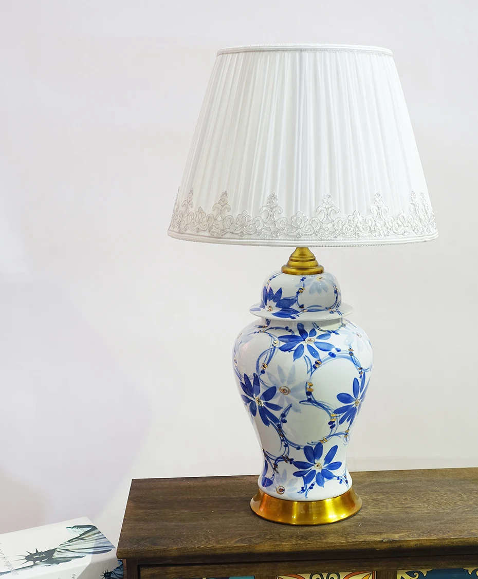 chinese blue and white table lamp Stunning Ceramic Table Lamp antique chinese blue and white porcelain table lamp