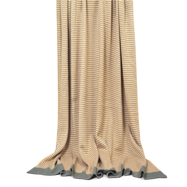 Popular custom size 100 acrylic waffle check acrylic knit throw blanket Beige White with tassel