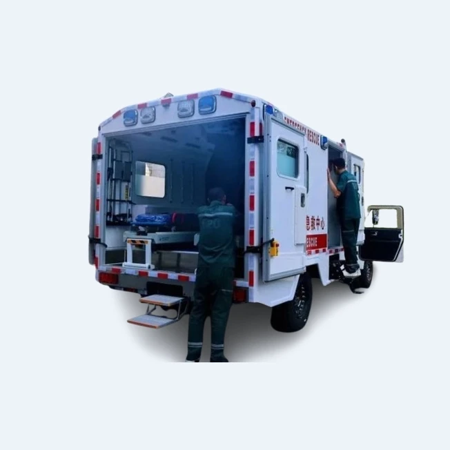 Newly Developed Part-time Four-wheel-drive Ambulance Double Fuel tank diesel Euro 6 cummins Engine Medical Cars