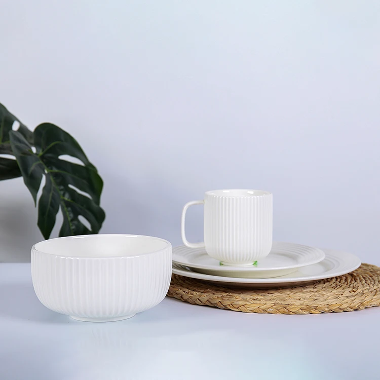 CANHUI Manufactory Nordic Crockery Dinnerware Sets Home Serving Food White Modern Ceramic Tableware Fine Porcelain Dinner Set