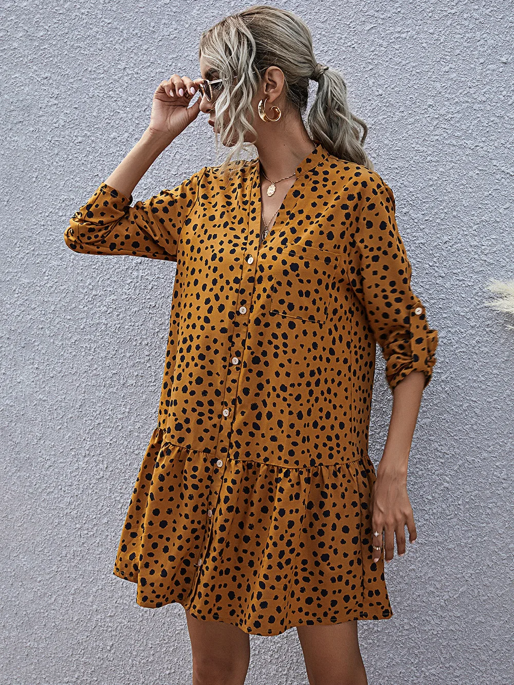  Spring and Autumn Europe Wild Single-breasted Linen Leopard Dot Printed V-neck Long Sleeve Girl Short Skirt A-line