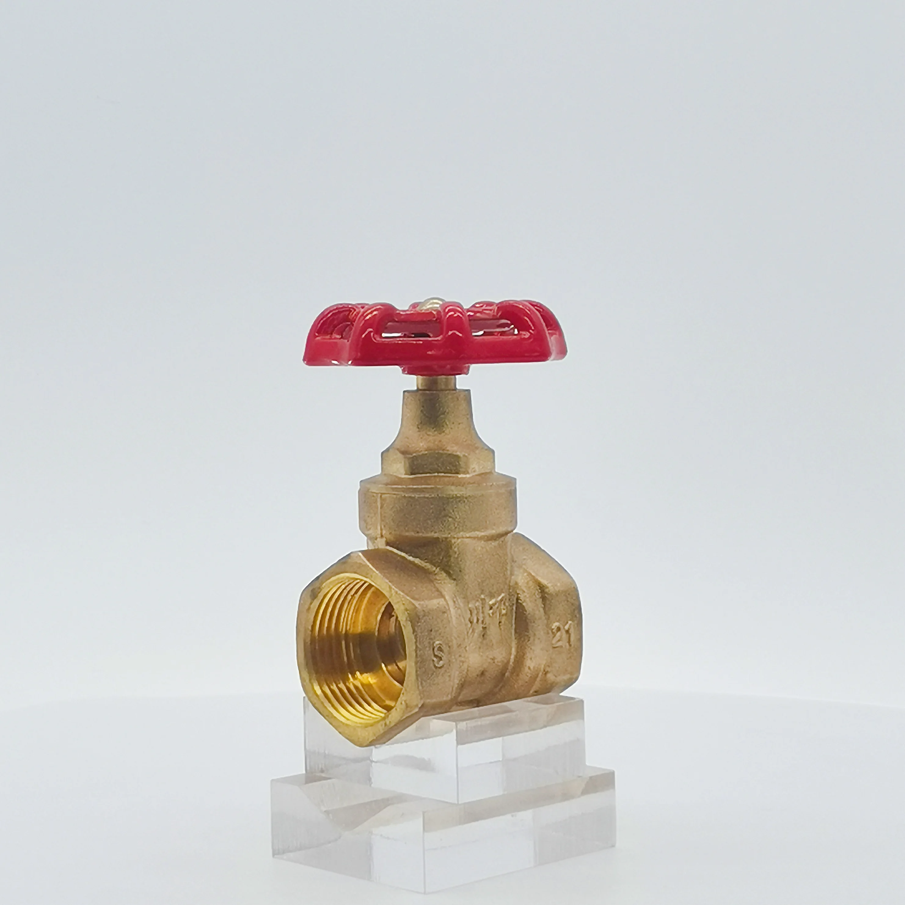 1 / 2-inch to 2-inch Brass Gate Valves are installed with non directional water valves that can be sealed in both directions