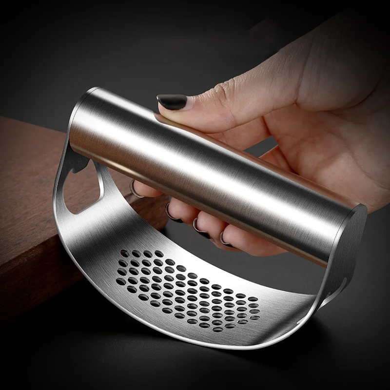 Stainless Steel Garlic Presses Manual Garlic Mincer Chopping Garlic Tools Curve Fruit Vegetable Tools Home Kitchen Gadgets