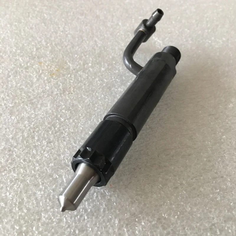 diesel fuel injector 150P224 nozzle and holder assembly