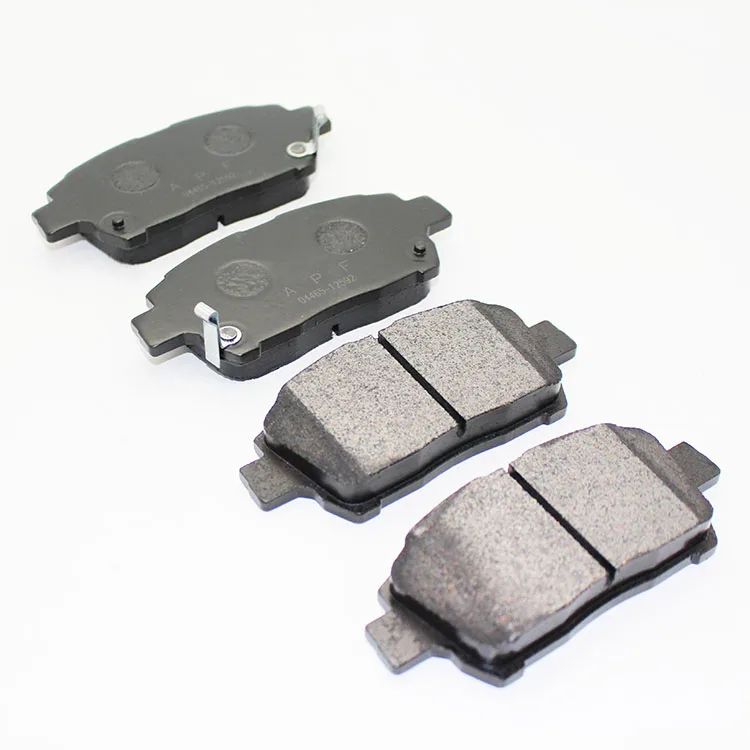 04465-17100 No noise creamic front japanese brake pads for TOYOTA