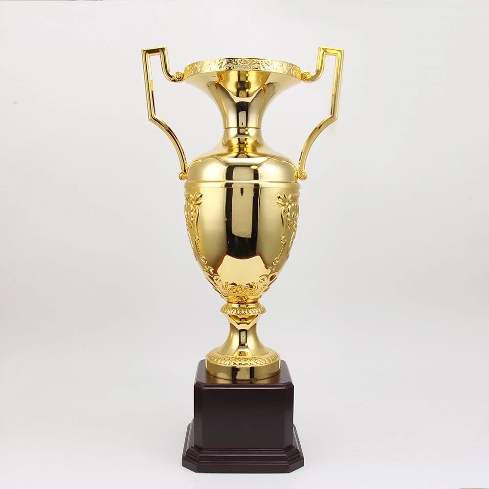 Alibaba china model big size gift metal trophy custom resin soccer trophy