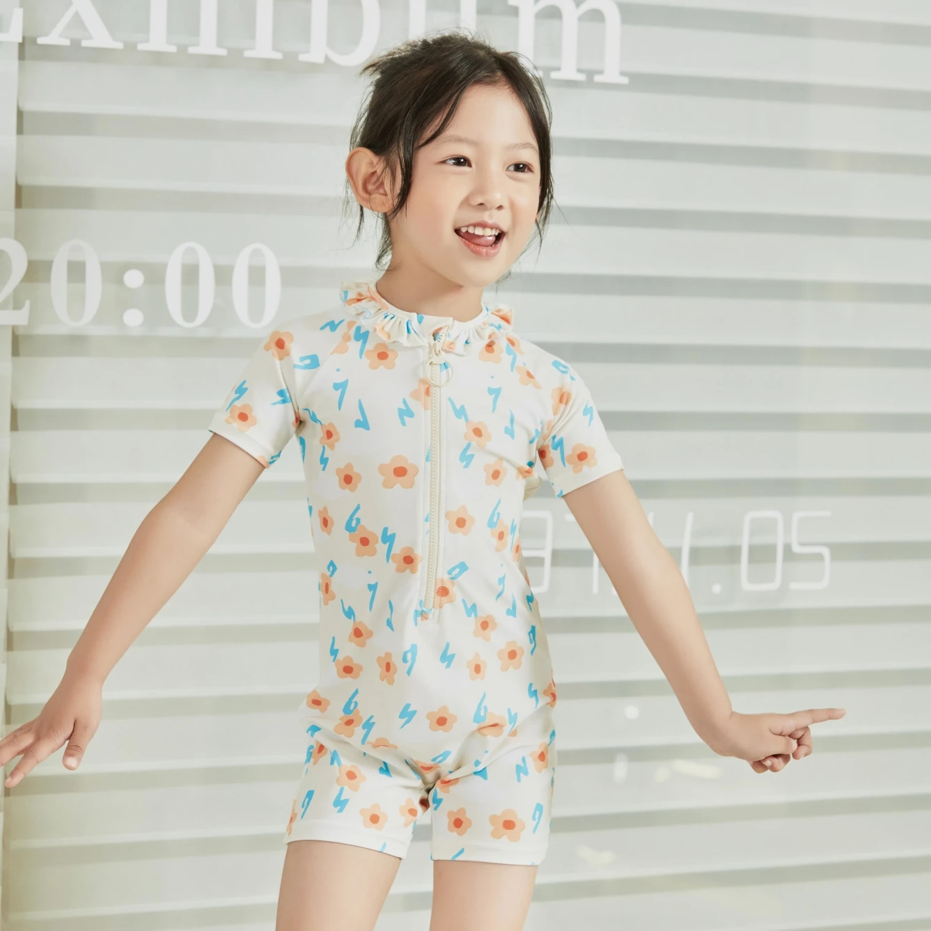 2023 kids summer clothing one piece swimsuit short sleeve children swimwear girls