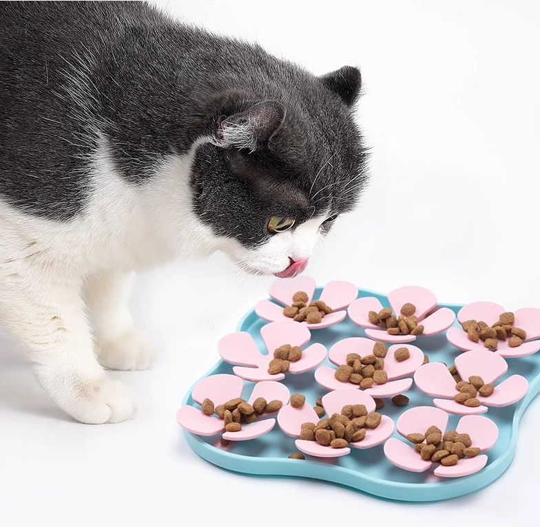 LifeTop Pet Slow Down Eating Speed Cut Flower Silicone Cute Slow Feeder for Puppy Cat Dog
