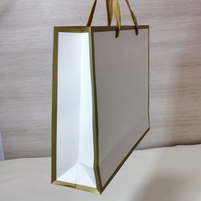 Luxury Shopping Paper Gift Bags With Your Own Logo  Clothing Cosmetic Bag  Custom Gift Bag