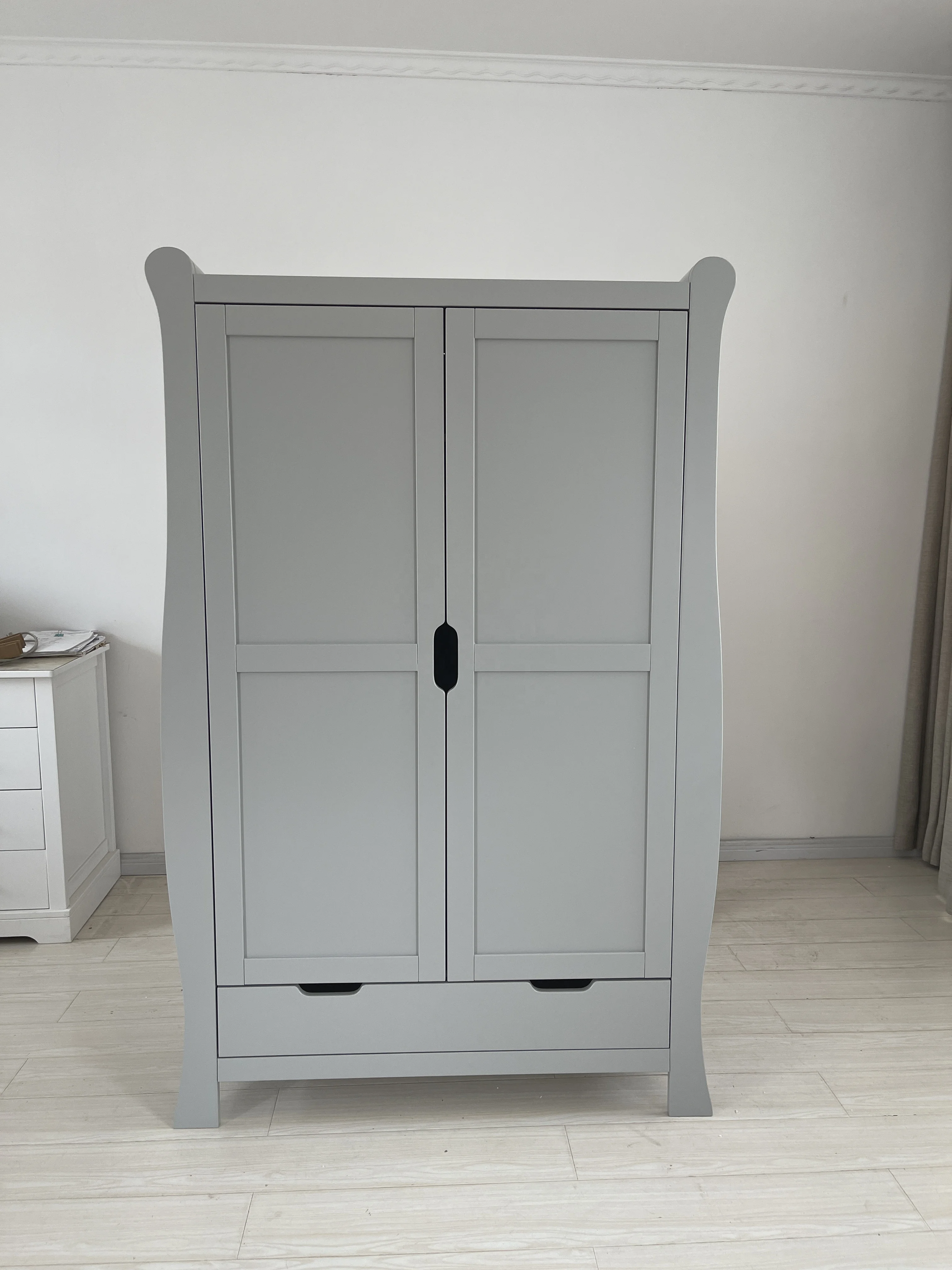 Nursery cots baby furniture set wooden sleigh cot sleigh crib