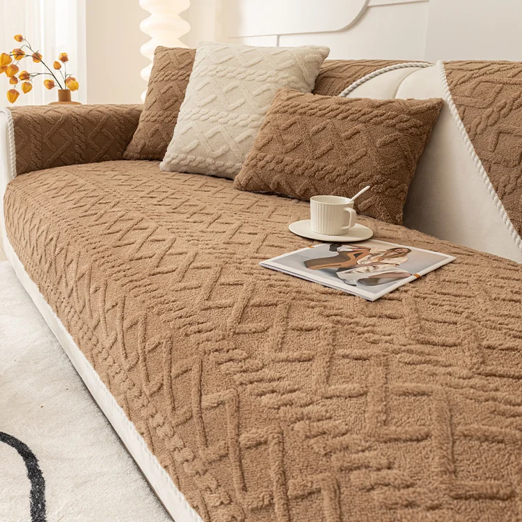 2023 Wholesale hot sale winter lamb wool warmth can be customized thickened non-slip universal sofa cover
