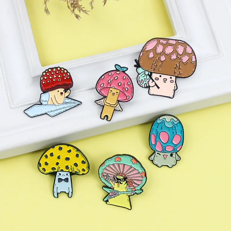 Wholesale Mushroom Lapel Pin Custom Metal Enamel Badge Cute Yellow Mushroom Badge Pin