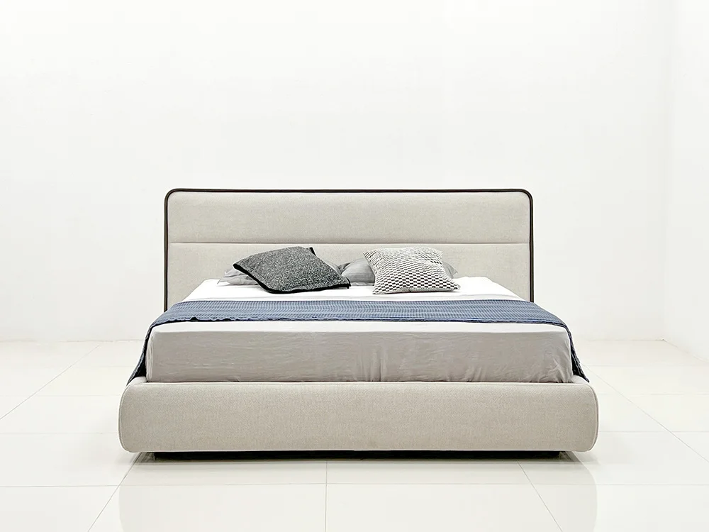 Gainsville 2024 New Design Up-holstered Beds Modern Bedframe With Saddle Leather High Quality Fabric