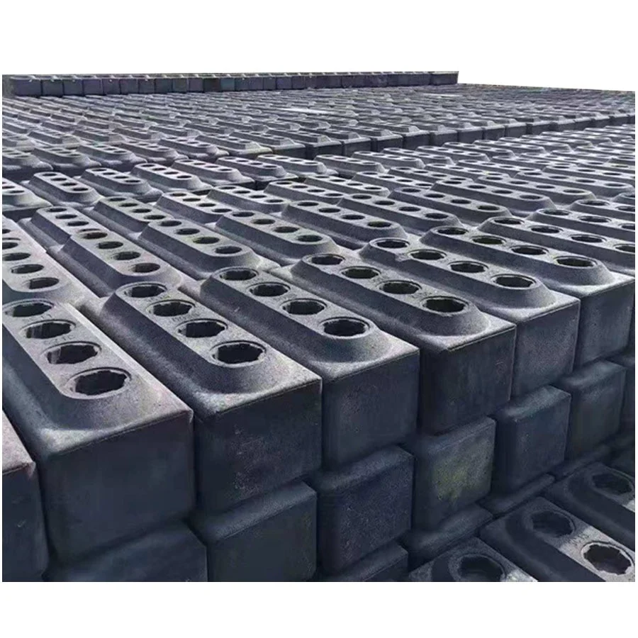 Анодные отходы графитового нефтяного кокса. CAS.FC 98%. Повторно используются при производстве анодных материалов. Медное плавление топлива. Size200 ~ 400 мм