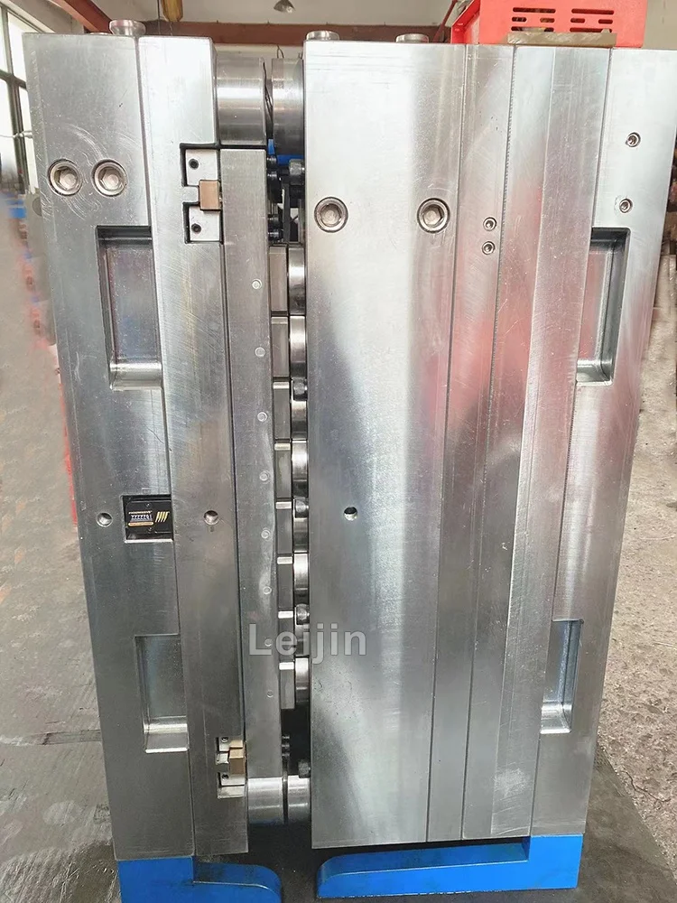 Candy Food PET Container Wide Mouth 110mm Jar Pet Preform Mould With 8 Cavity Pin Valve Gate No Tail Hot Runner