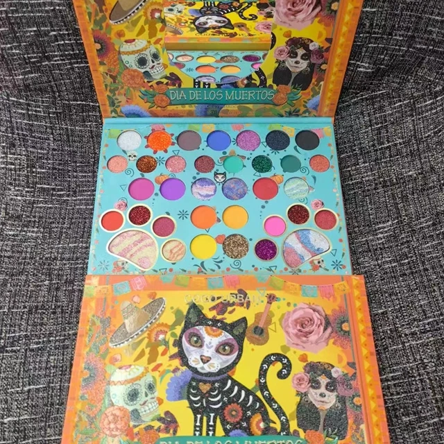 Halloween Waterproof cat Eyeshadows maquillaje Custom glitter vegan shadow Palette Private Label makeup Wholesale sombra de ojos